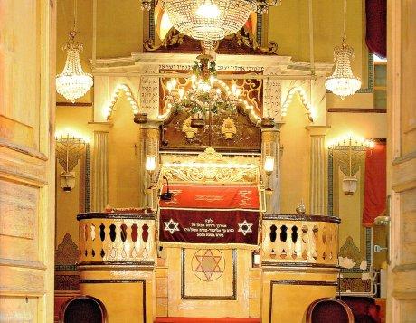 Interior view, Hasköy Maalem Synagogue